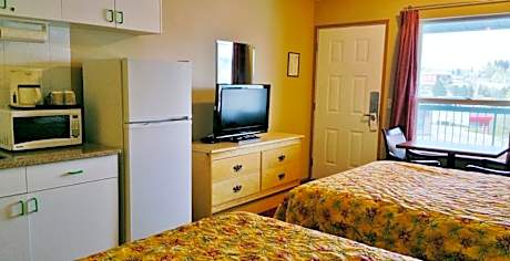 Double Suite with Two Double Beds