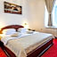 Garni Hotel Royal Crown