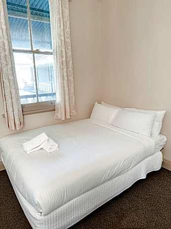 Central Hotel Stroud