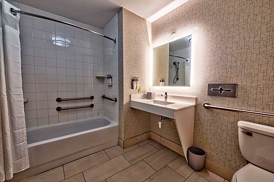 Holiday Inn Express Hotel & Suites Goshen By IHG