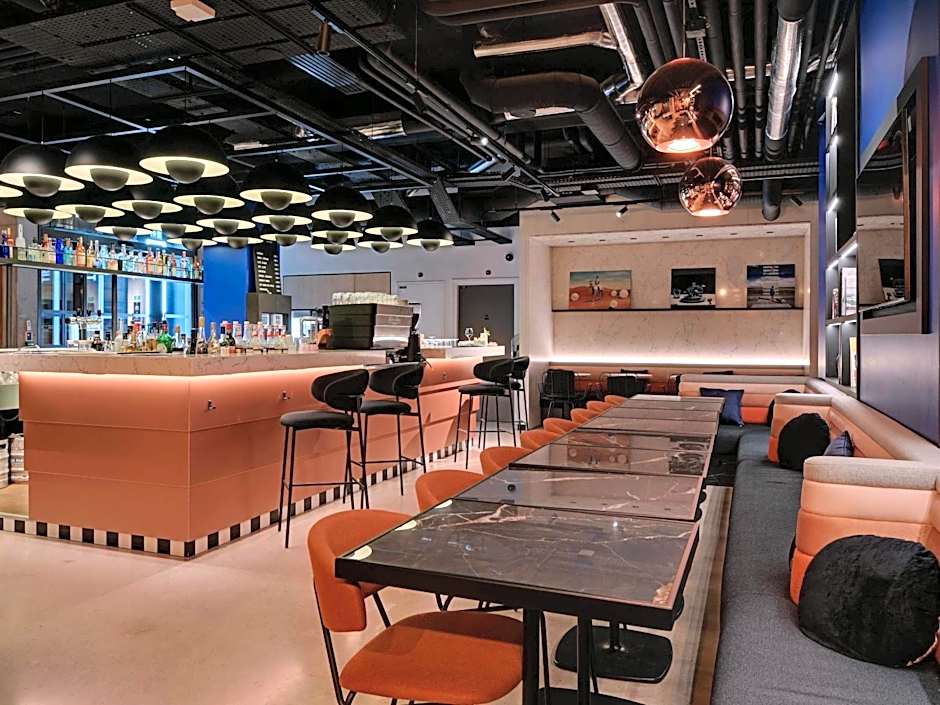 Tribe Paris Saint Ouen