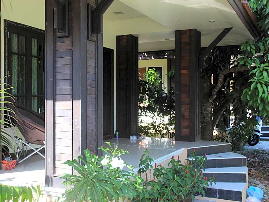 Oscar Villa Aonang Krabi