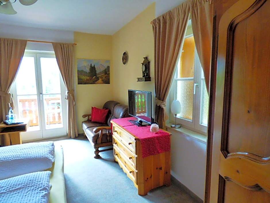 Bäckeralm© - B&B 16 +