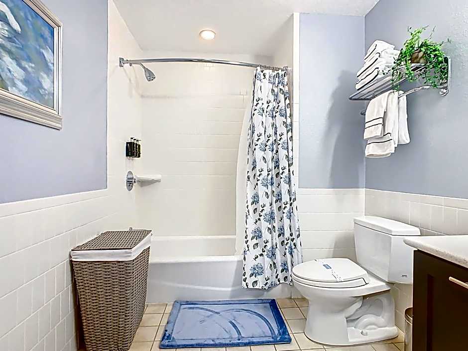 1Bed/1Bath Pet Friendly Condo at the Melia
