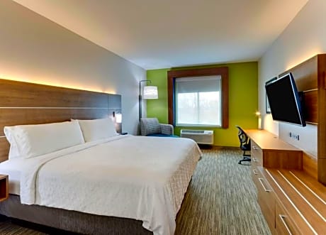 Standard King Room with Sofa Bed