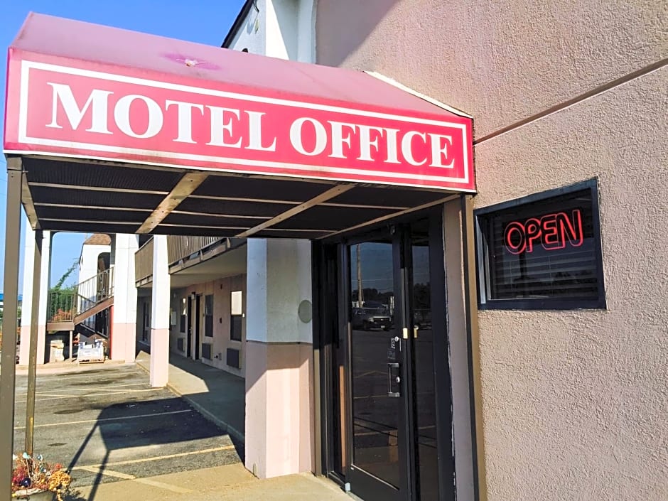 Deluxe Inn
