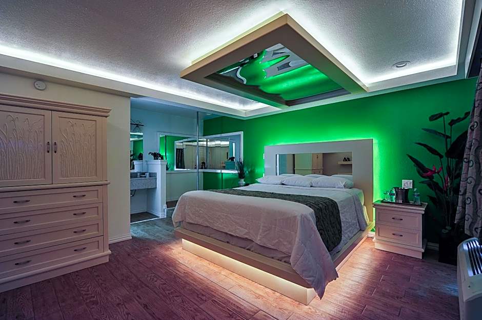 Romantic Inn & Suites