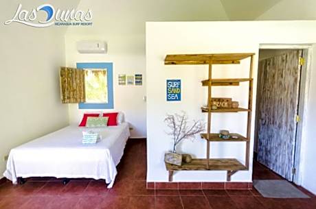 Las Dunas Surf Resort - Hostel