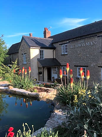 The Highwayman Hotel