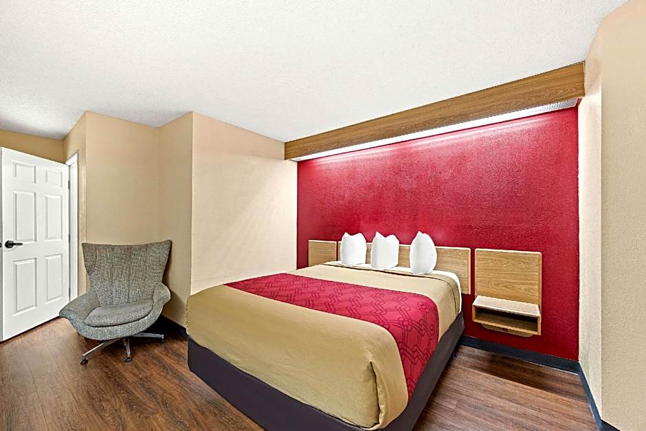 Econo Lodge London North