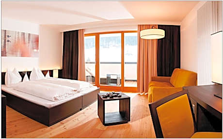 Superior Double Room with Balcony