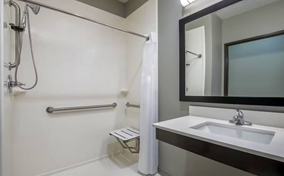 Holiday Inn Express & Suites Stillwater - University Area By IHG