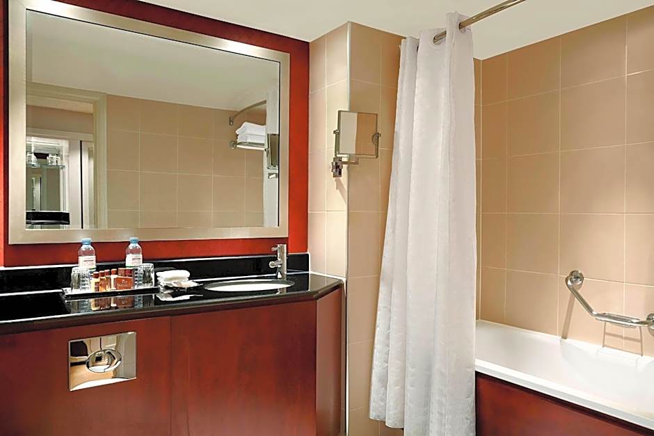 Sheraton Skyline Hotel London Heathrow