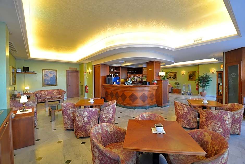 Sun Hotel