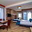 Central Inn