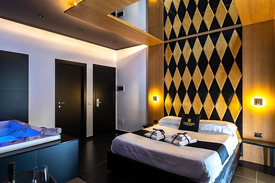 Maximum hub suite&spa