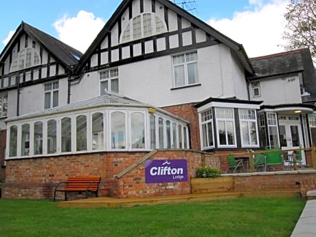 Clifton Lodge Hotel