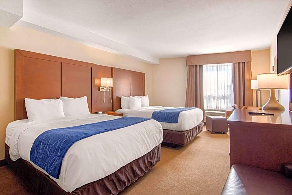 Comfort Inn & Suites