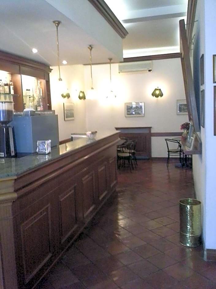 Albergo Italia di Nardi Renzo & C Snc