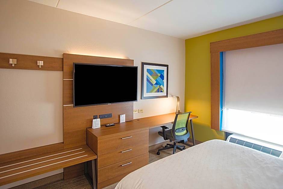 Holiday Inn Express & Suites Knoxville - Farragut by IHG