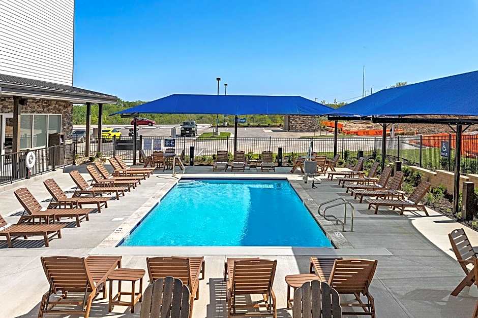 Holiday Inn Express Kansas City North Parkville By IHG