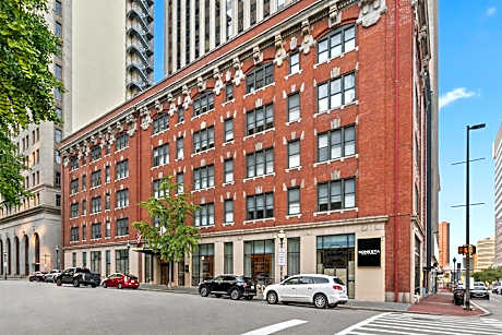 Sonesta Hotel Baltimore Inner Harbor