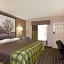 Super 8 by Wyndham Knoxville West/Farragut