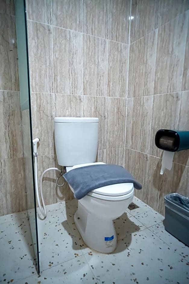 Elephant Inn and Suite by Sajiwa