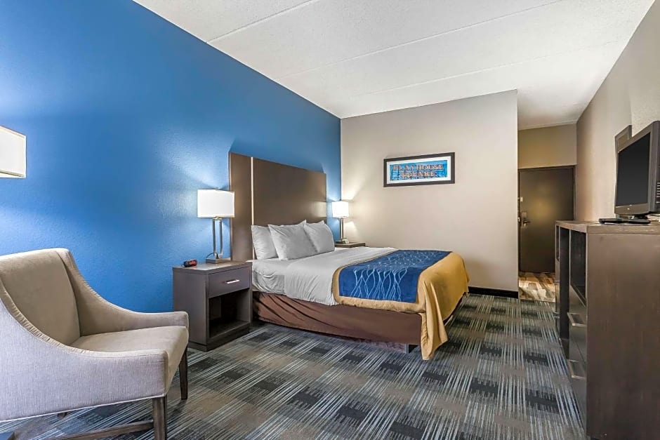 Comfort Inn Cleveland Airport