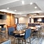 Holiday Inn Express Indianapolis Airport