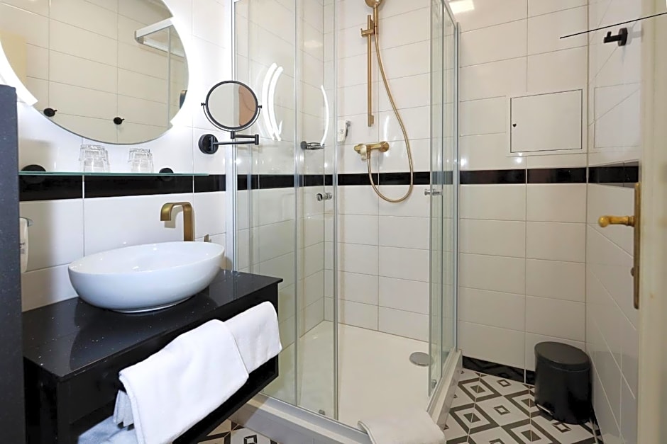 Art Deco WOLKER by ASTORIA Hotel & Medical Spa