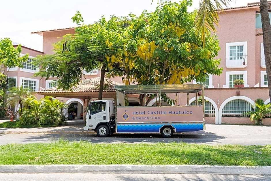 Hotel Castillo Huatulco & Beach Club