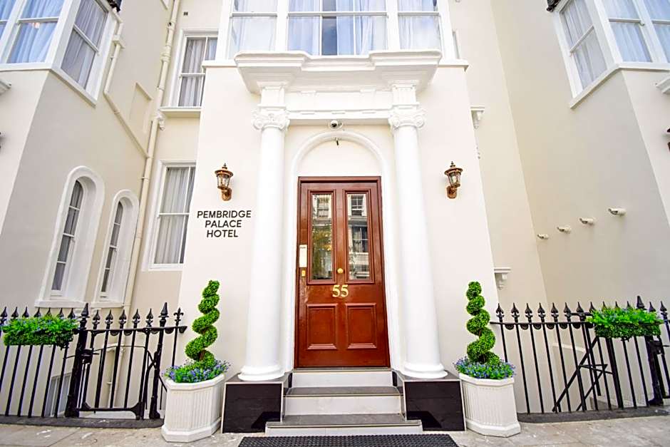 PEMBRIDGE PALACE HOTEL