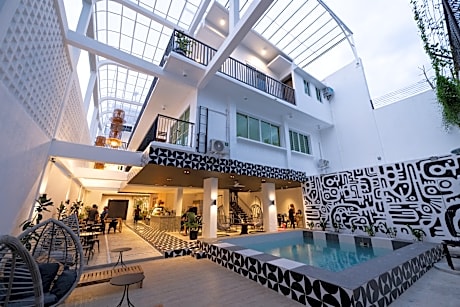 Kadangyan by 3BU Hostel