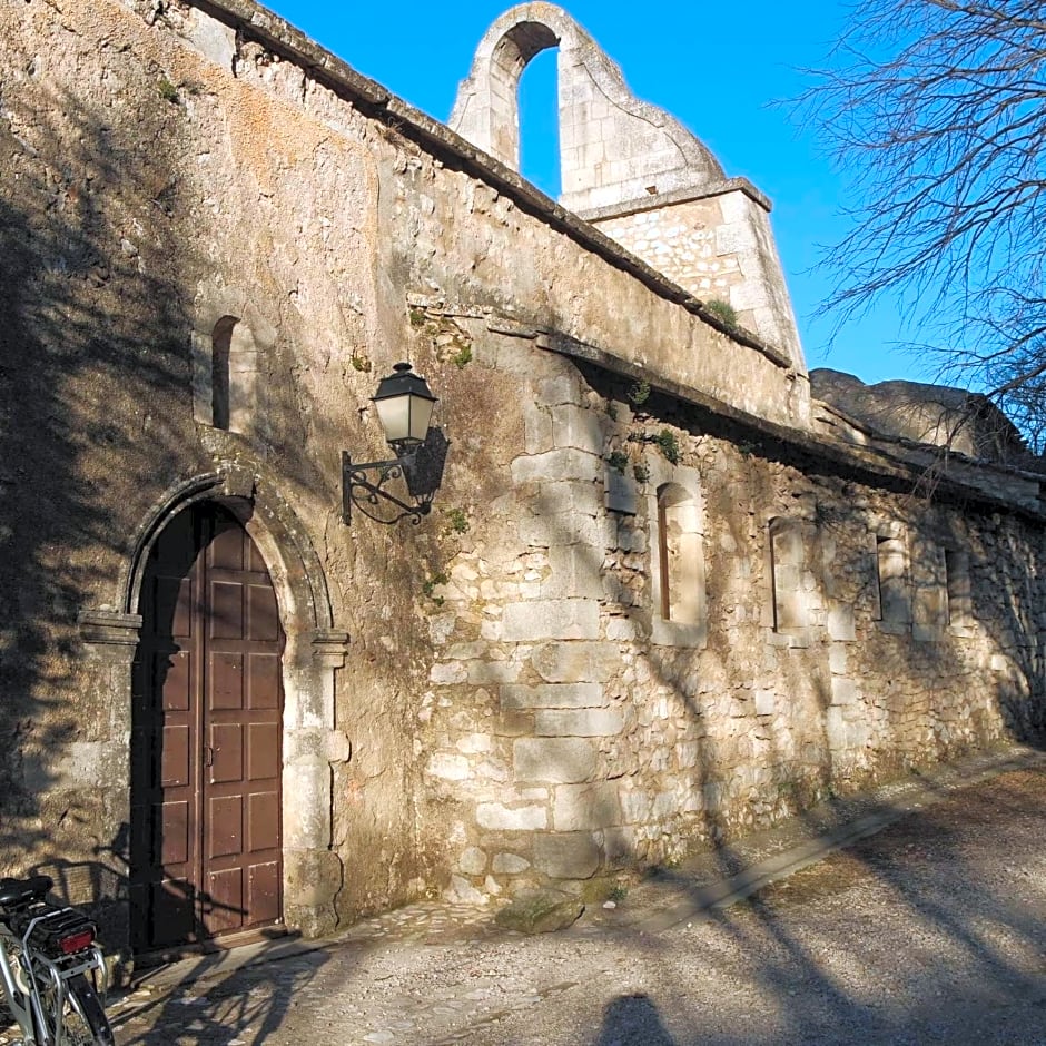 Mas Grimaud - Gîte- Studio et chambres d'hôtes familiales