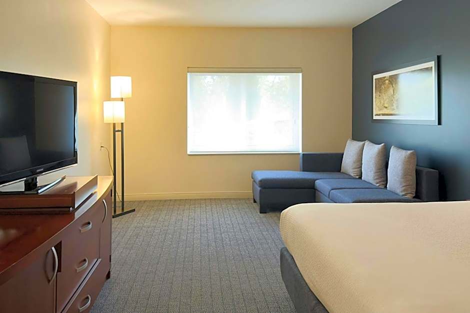 Courtyard by Marriott Toluca Tollocan