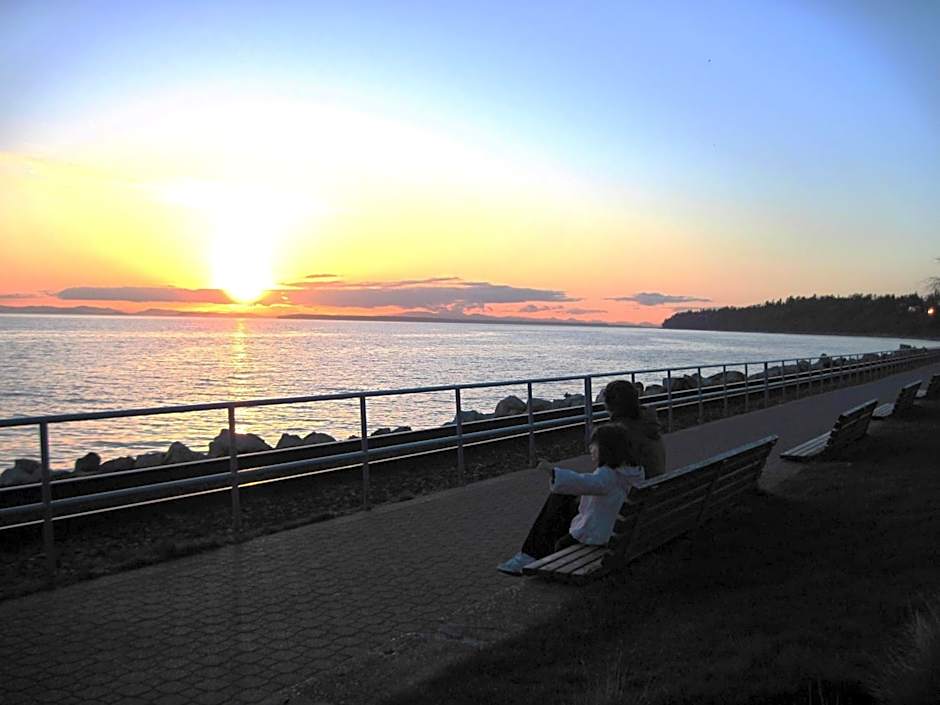 Ocean Promenade Hotel