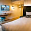 LOOM Hotel & Skybar