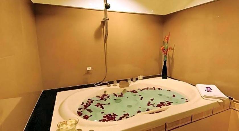 Western Grand Hotel Ratchaburi