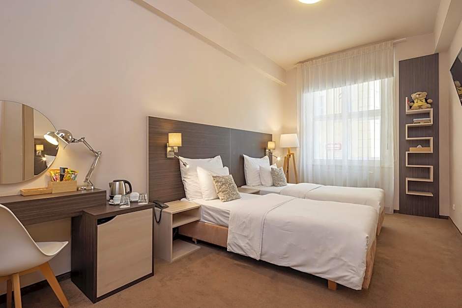 Pytloun Kampa Garden Hotel Prague