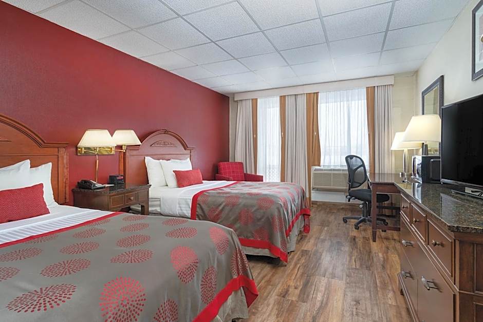 Albert Lea Inn and Suites