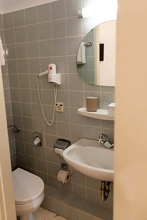 RATSKELLER Hotel & Restaurant