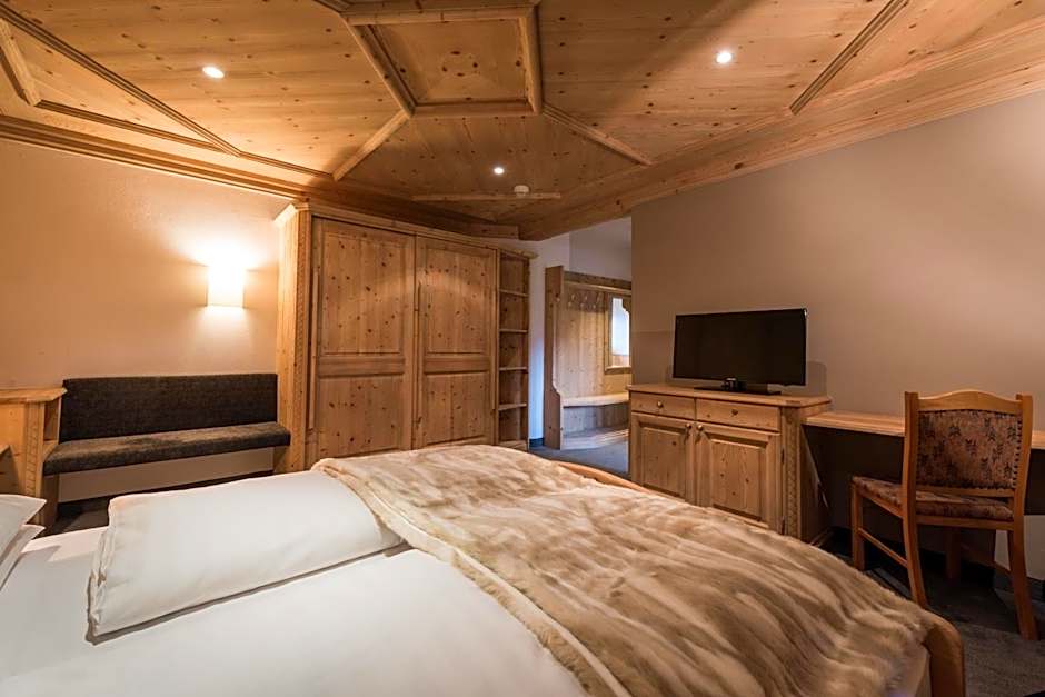 Photo 1 of 12 of Deluxe Family Suite
