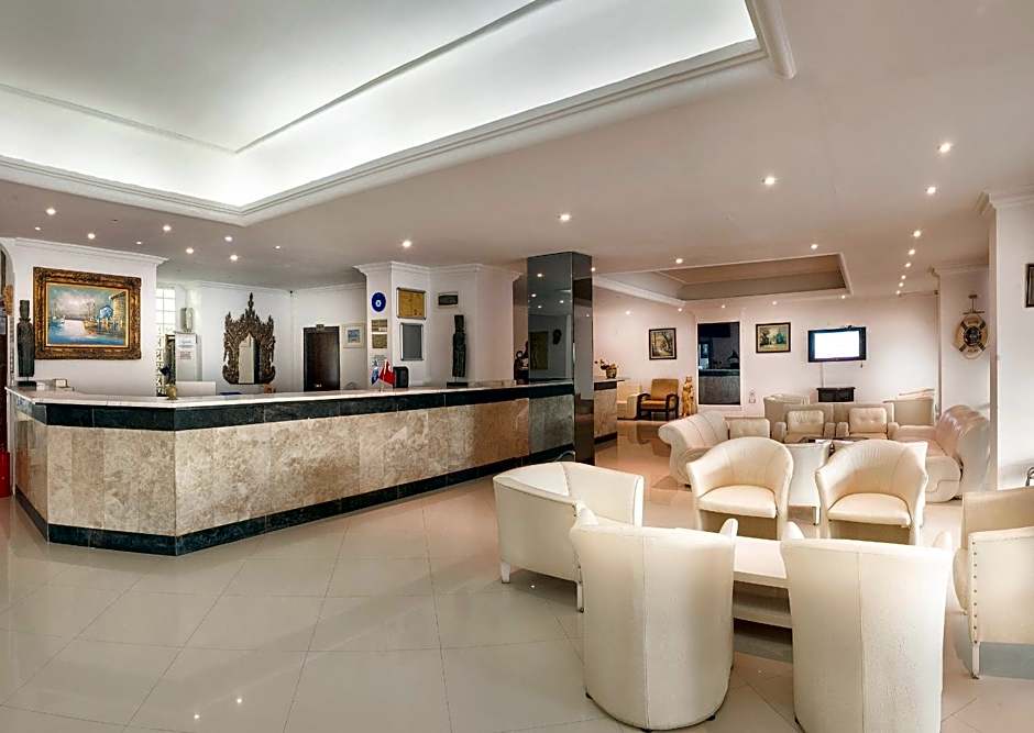 Temple Beach Hotel