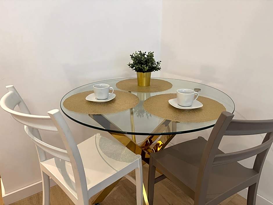 Poznań Plac Wolności 6 Bond