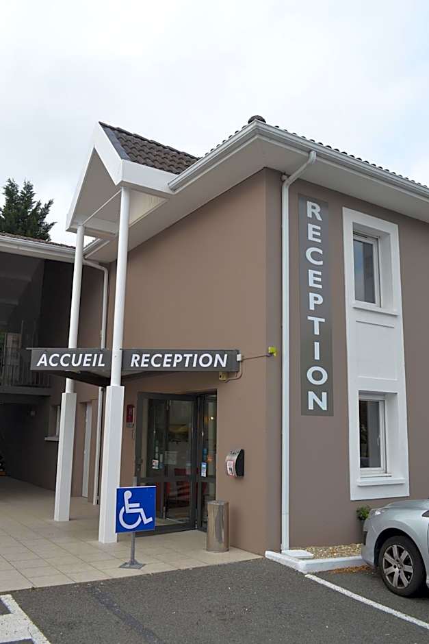 Hôtel Formules Club 2