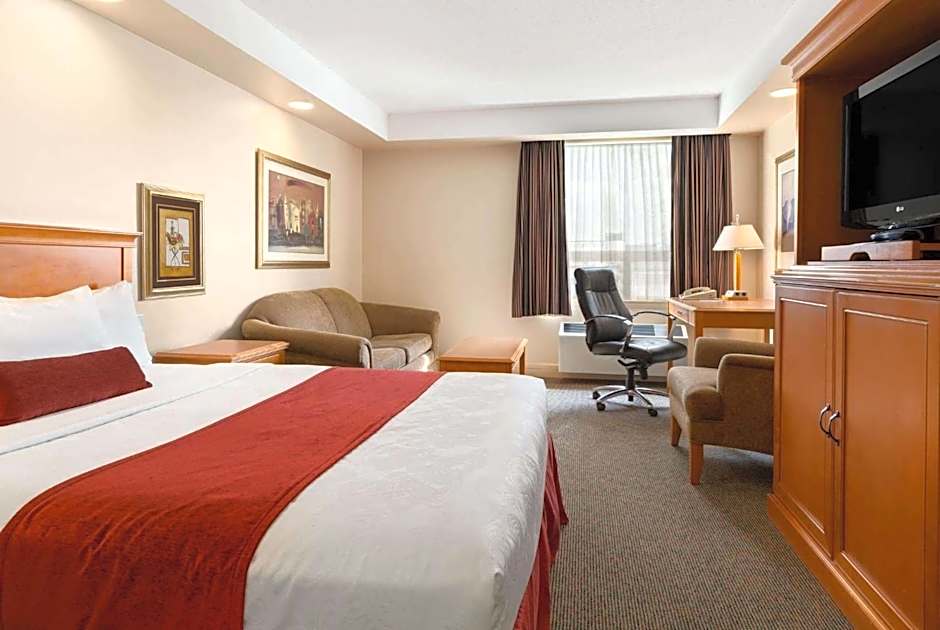 Travelodge by Wyndham Spruce Grove