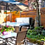 Maison Des Jardins B & B