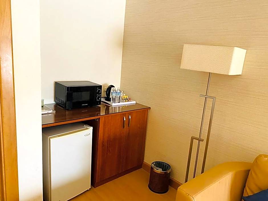 Al Safir Tower - Residence