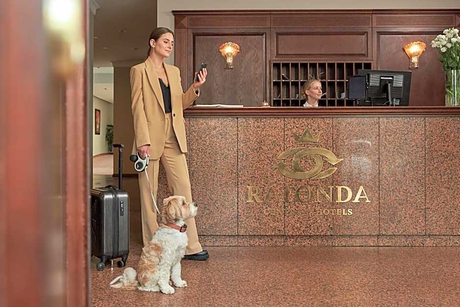 Ratonda Centrum Hotels
